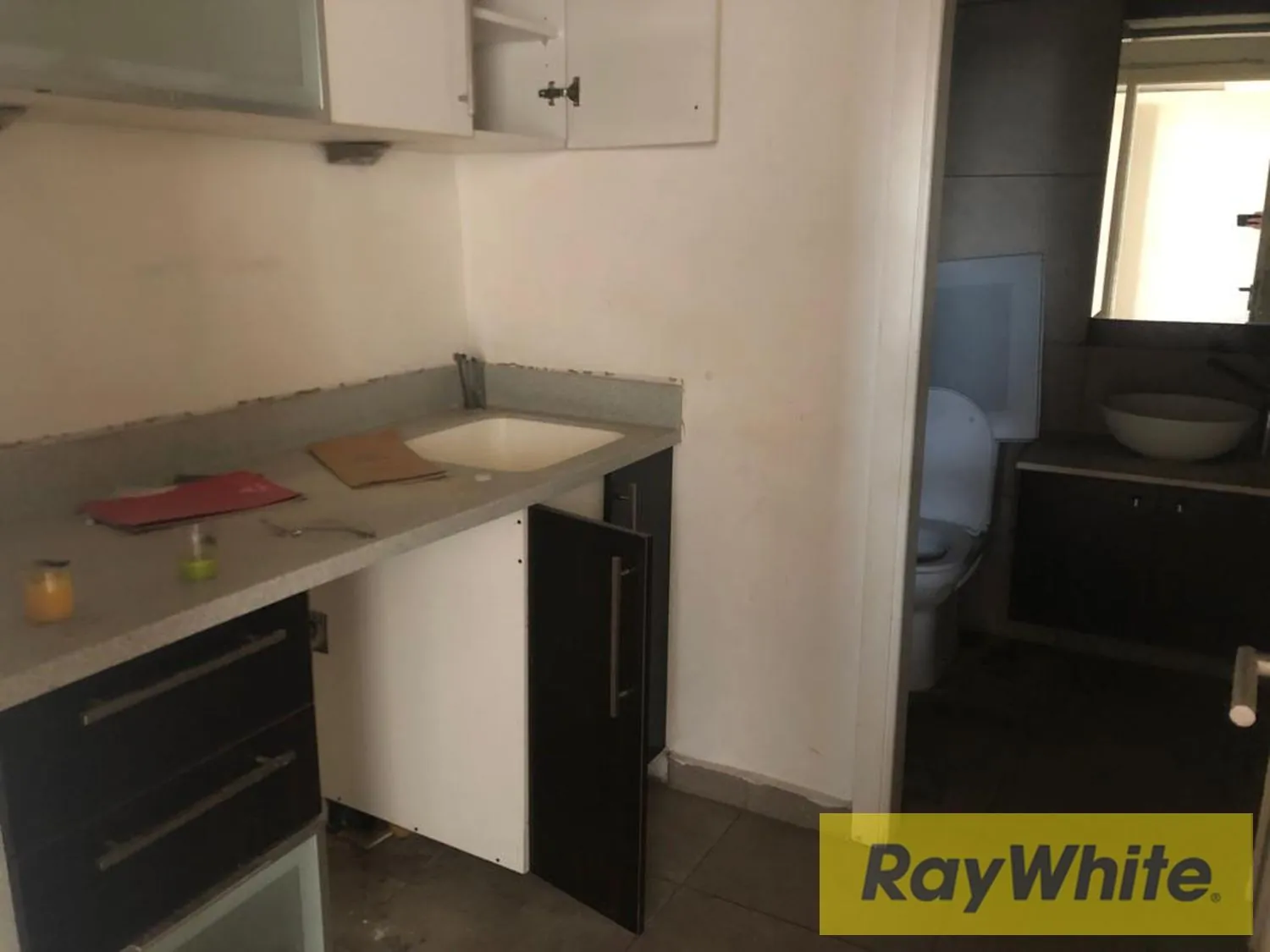 Open Space For Rent In Horch Tabet – Prime Location — الصورة 3
