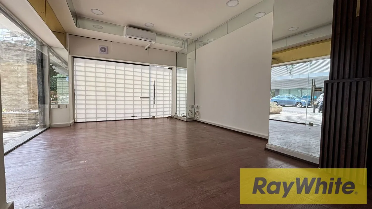 Shop For Rent Badaro — الصورة 3