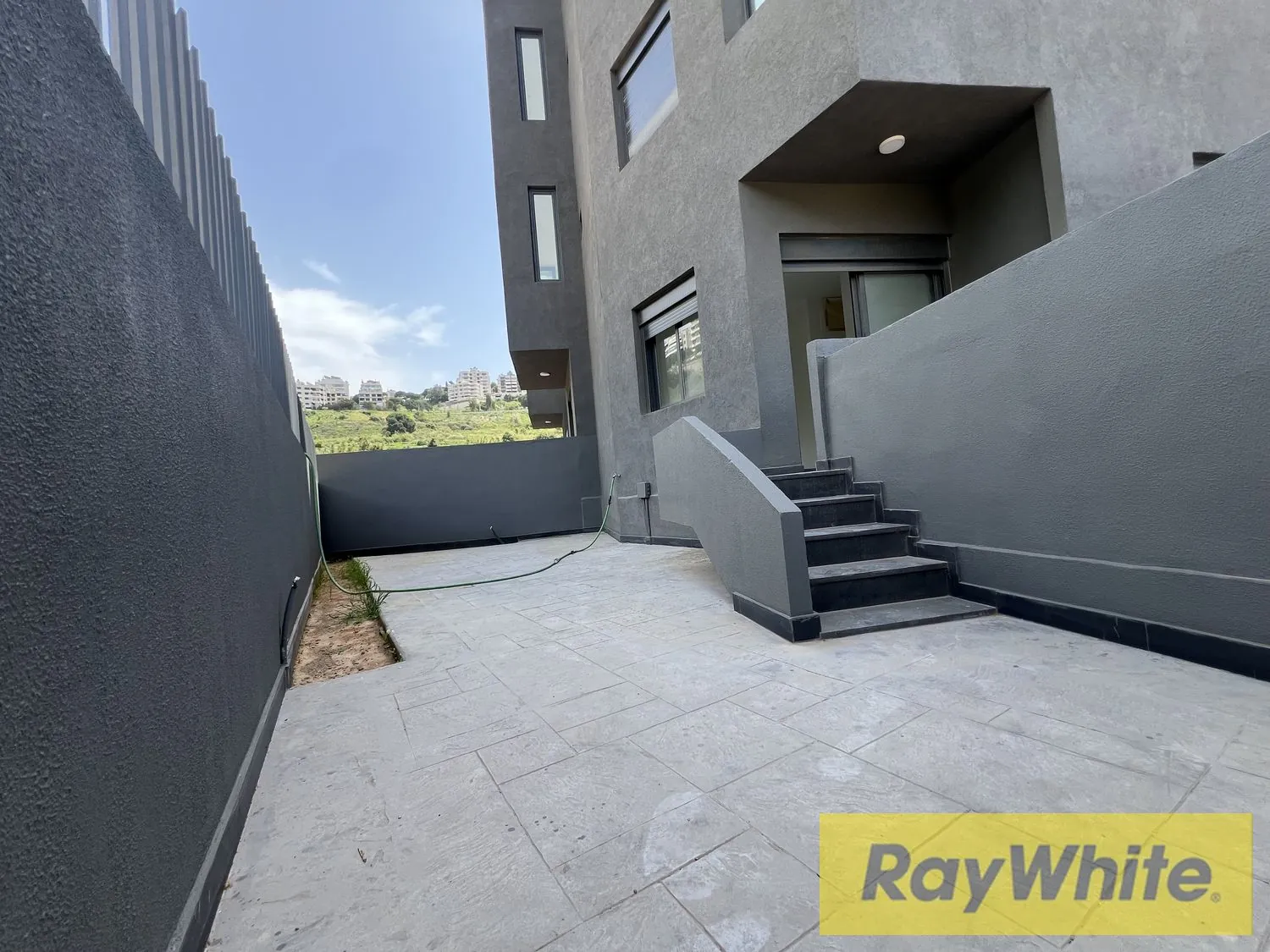 Apartment For Sale In Tilal Fanar — الصورة 2