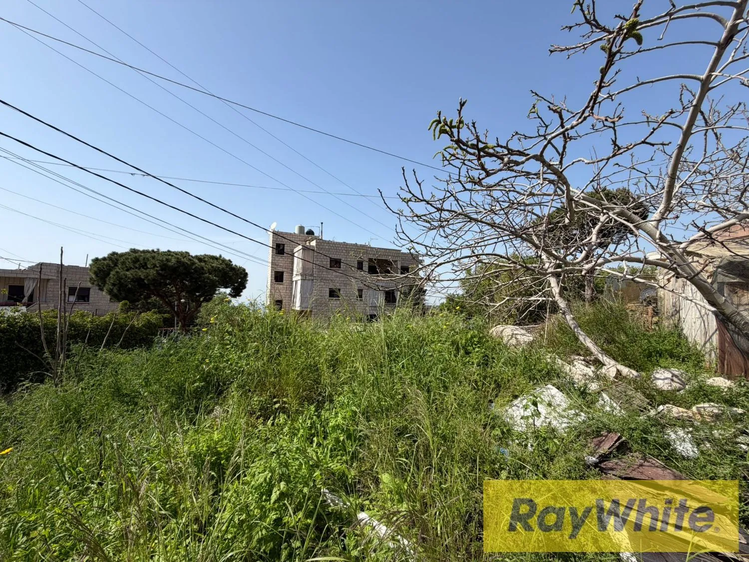 Land For Sale In Kornet Chehwan – 879 Sqm | Zone C | Road Access — الصورة 3