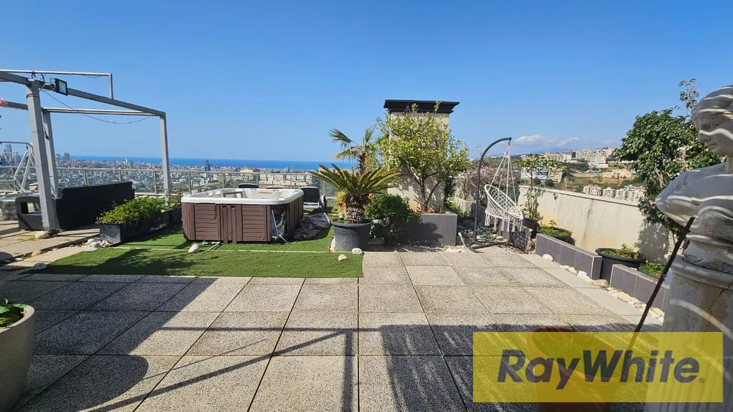Apartment For Rent In Hazmieh Prime | Rooftop — الصورة 4