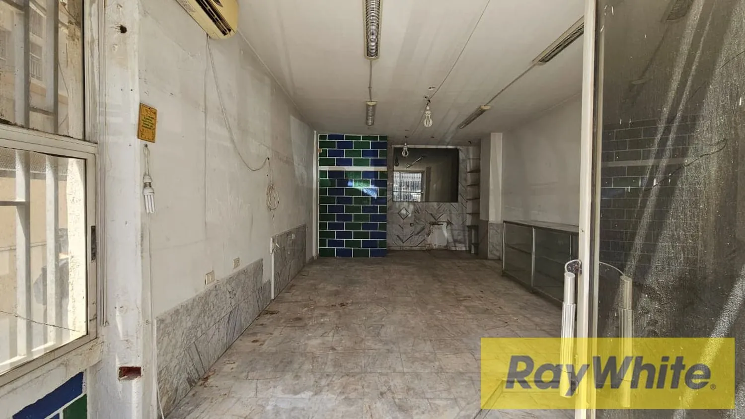 Shop For Rent Hazmieh Highway — الصورة 3