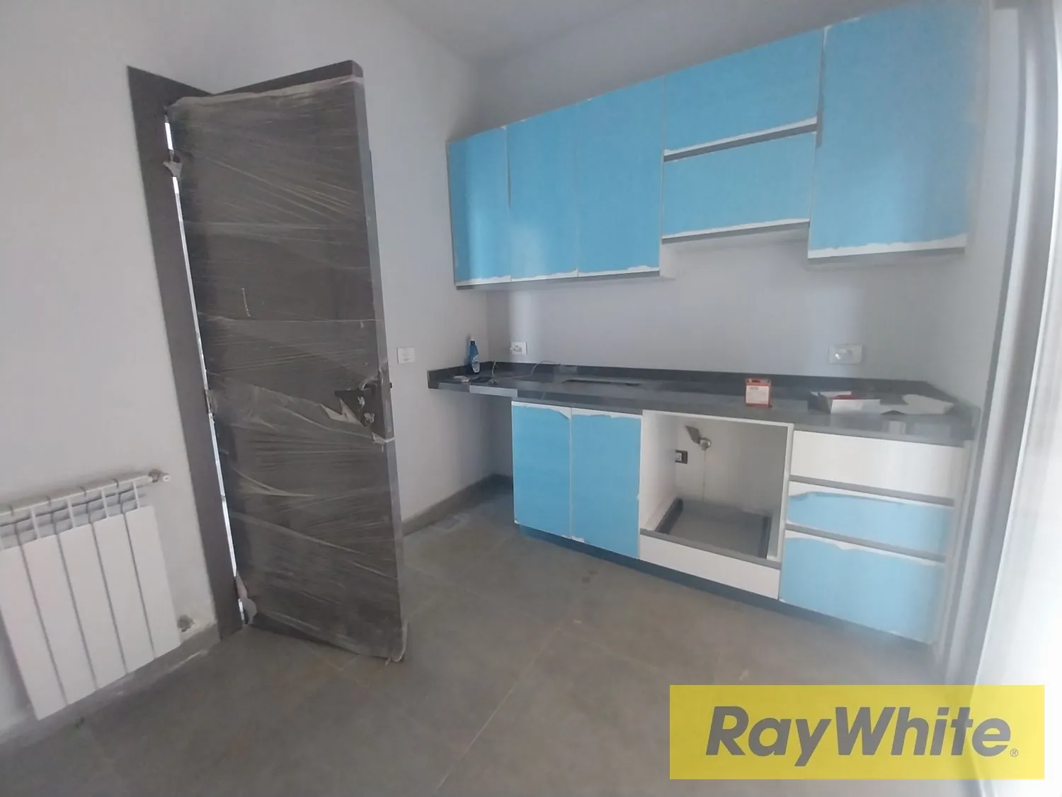 Brand New Apartment With Spacious Garden – Dbayeh — photo 3
