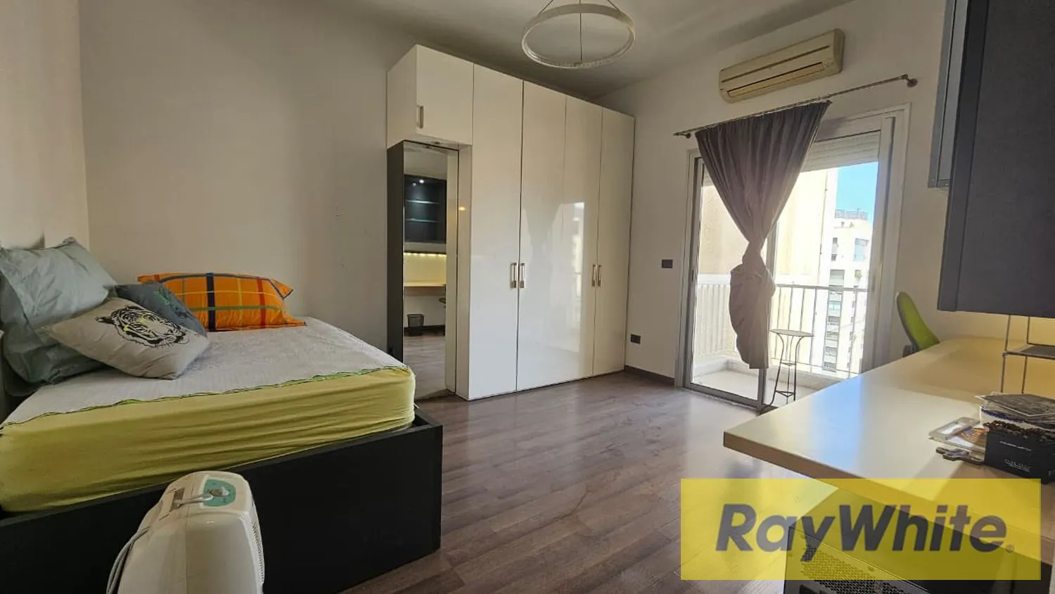 Apartment For Sale Achrafieh Carre Dors — الصورة 2