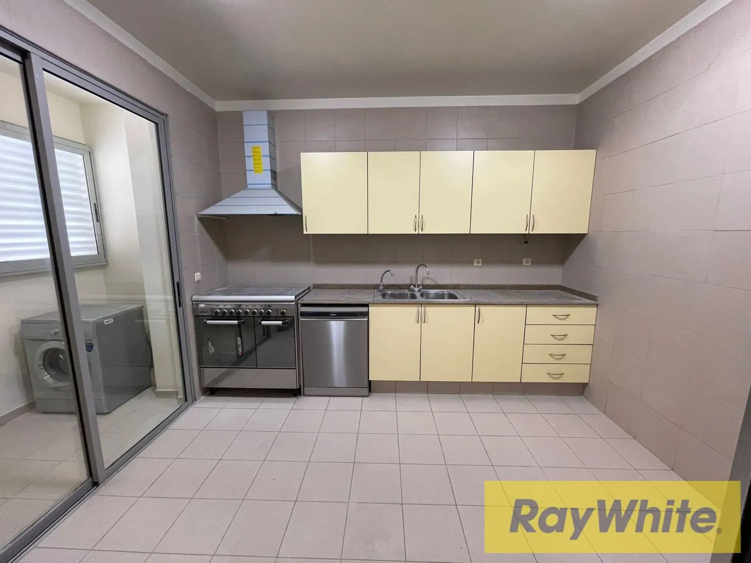 Apartment For Sale In Achrafieh — photo 3