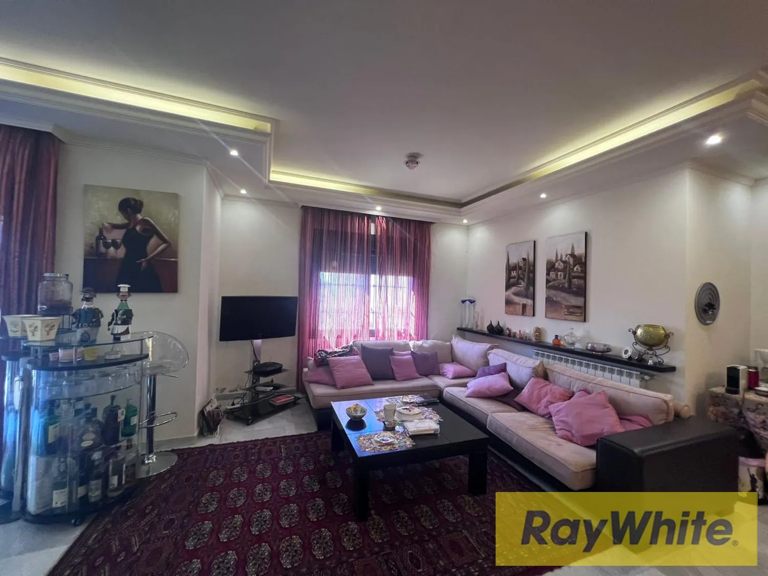 Apartment For Rent In Baabdat – Terrace And Garden Area — الصورة 2