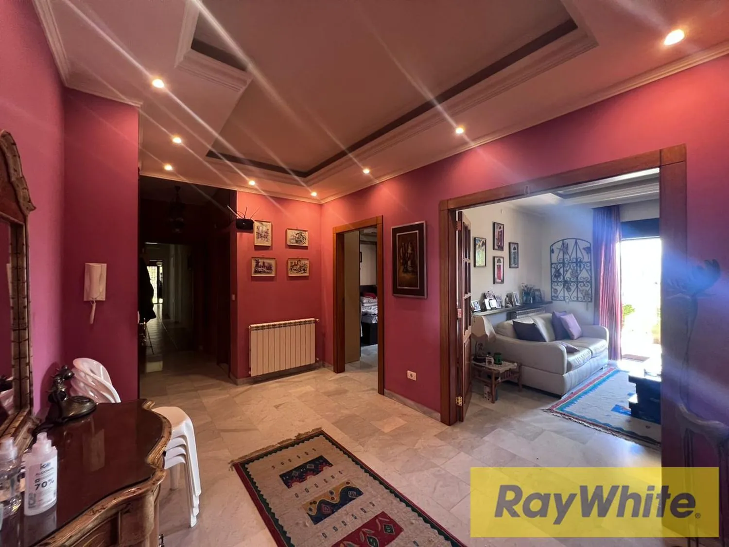 Apartment For Rent In Baabdat – Terrace And Garden Area — الصورة 4