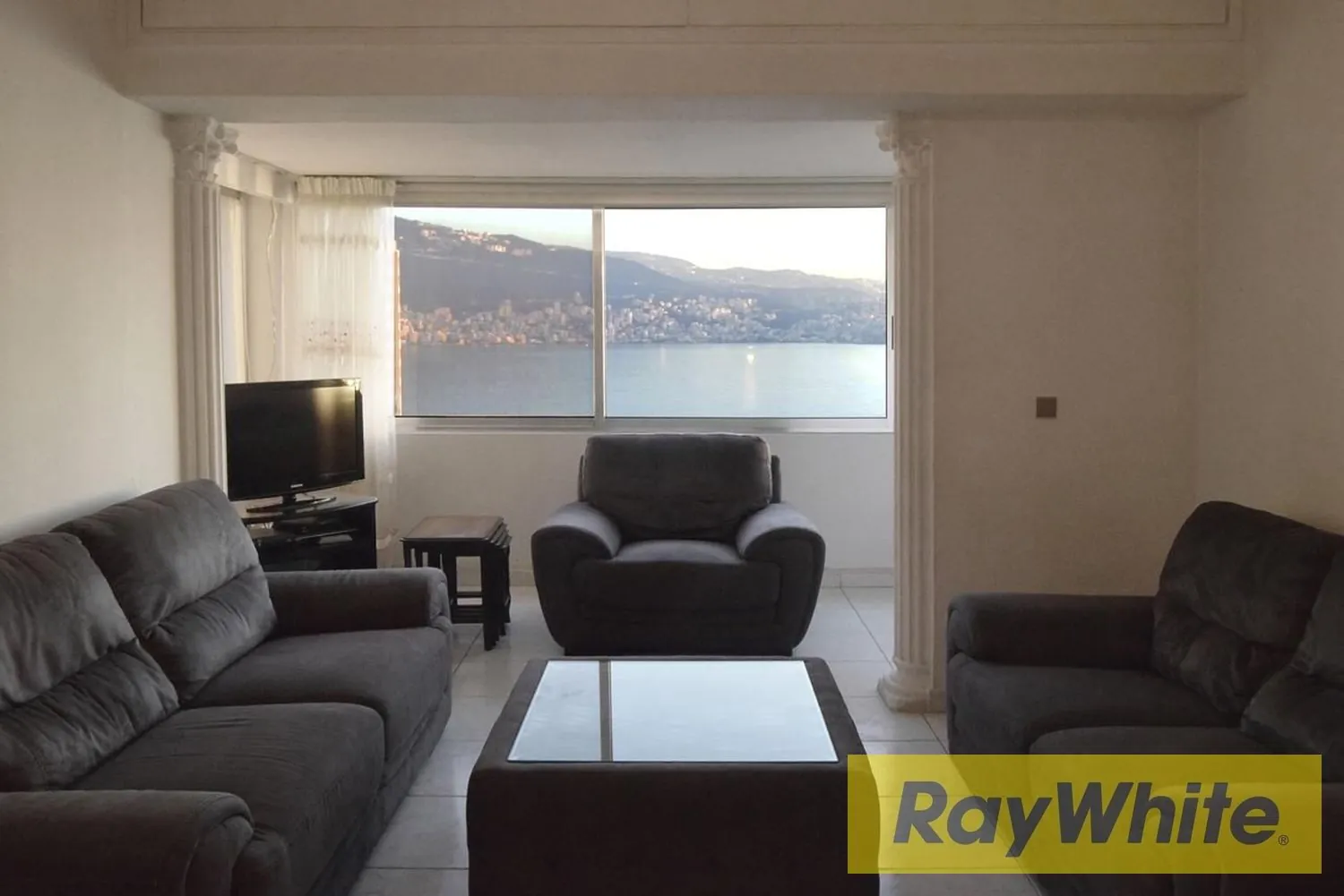 Chalet For Sale In Tabarja – 75 Sqm, Fully Furnished, Resort Facilities — الصورة 4