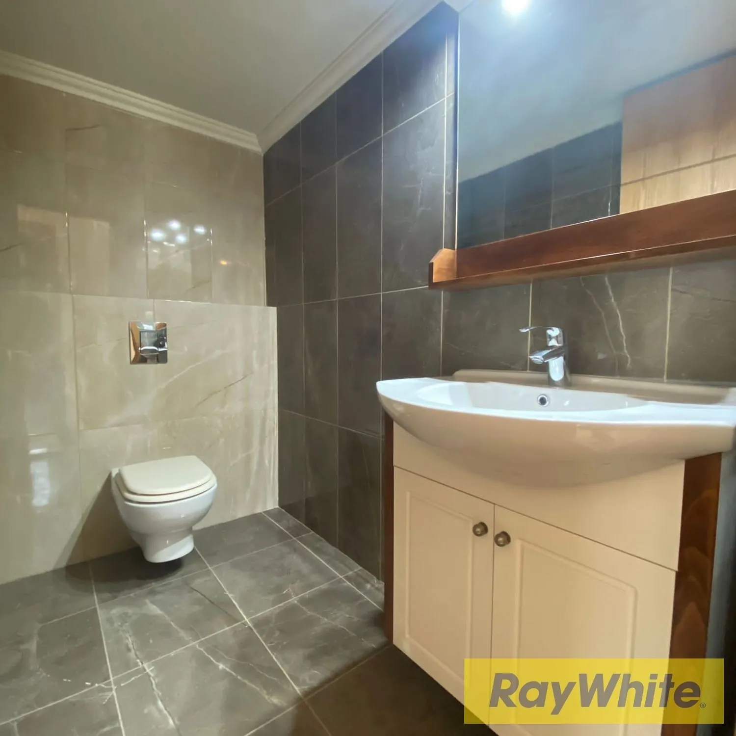 Luxurious Apartment In Zalka For Sale — الصورة 5