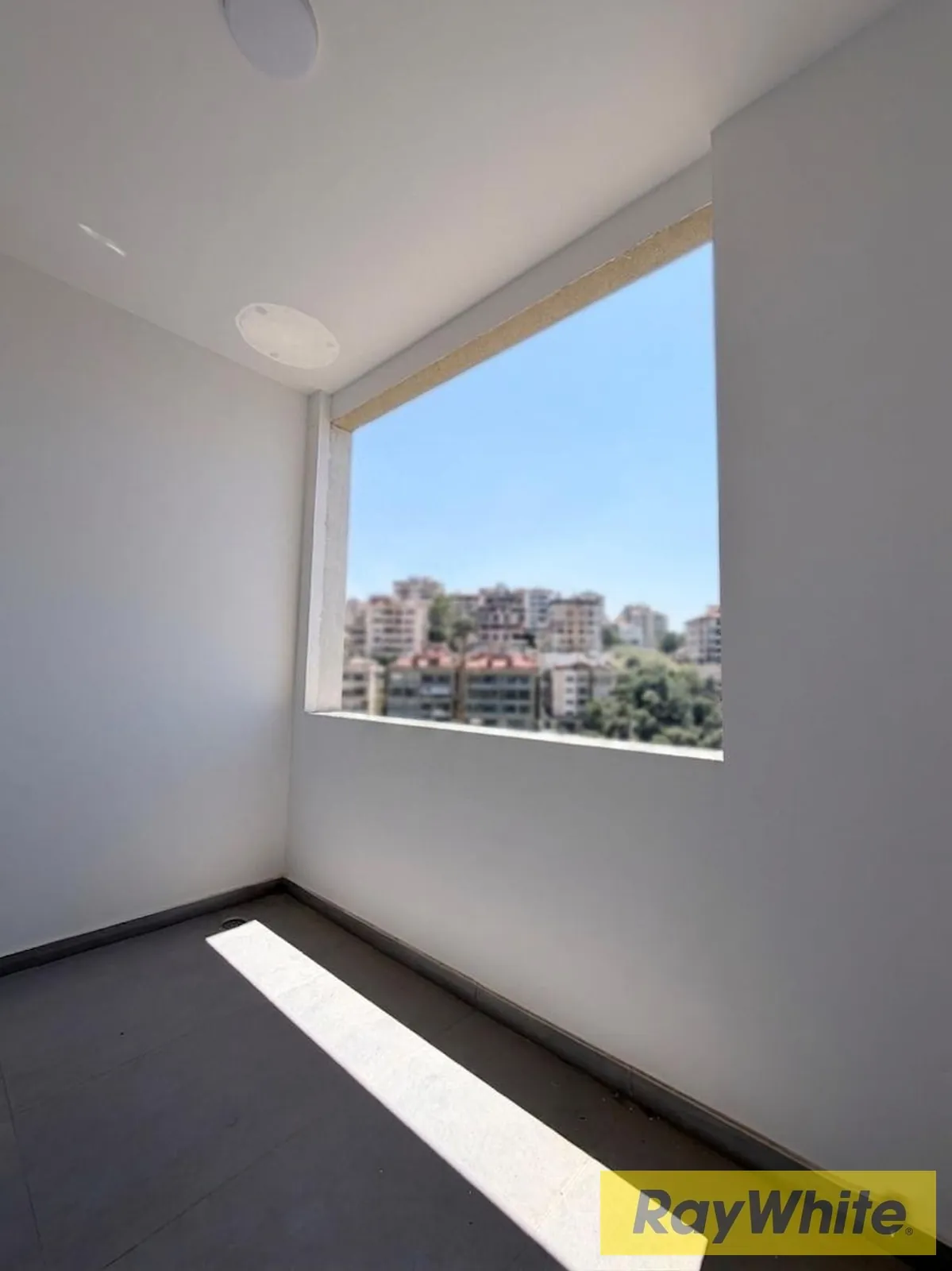 Apartment For Sale In Roumieh — photo 2