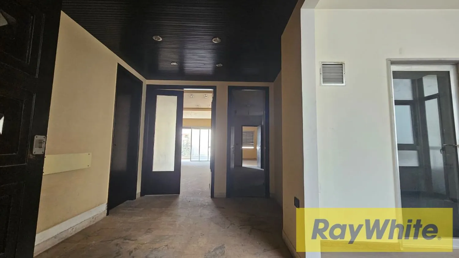 Apartment For Sale In Koraytem – 350 Sqm Spacious Residence