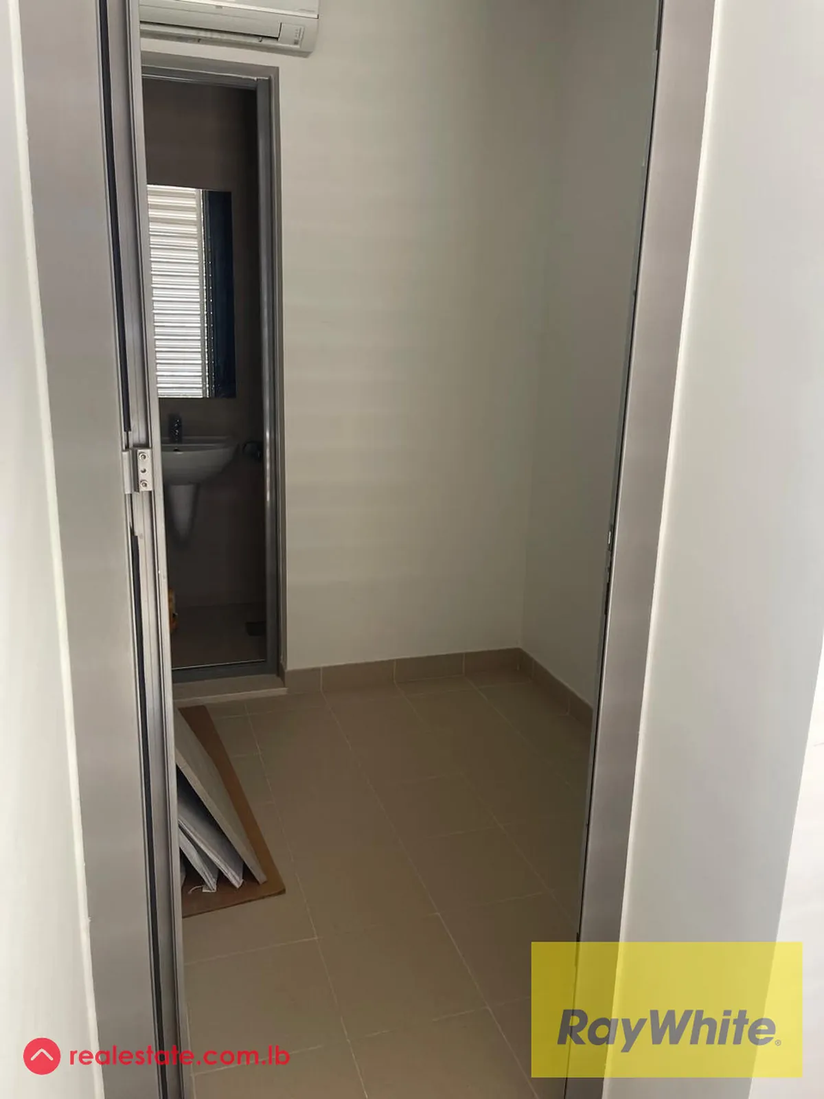 Apartment For Sale In Waterfront City Dbayeh — الصورة 4
