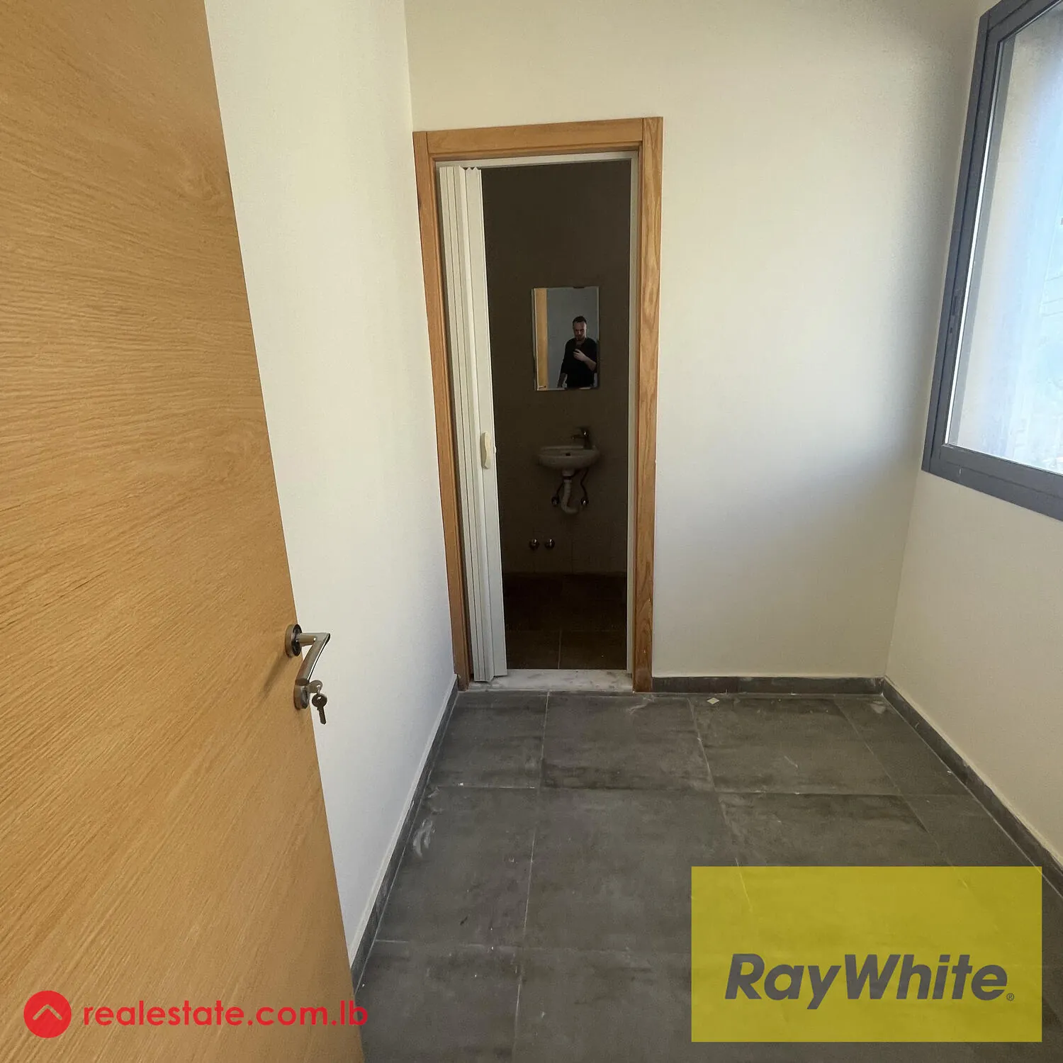 Apartment For Sale In Ain Aar — الصورة 3