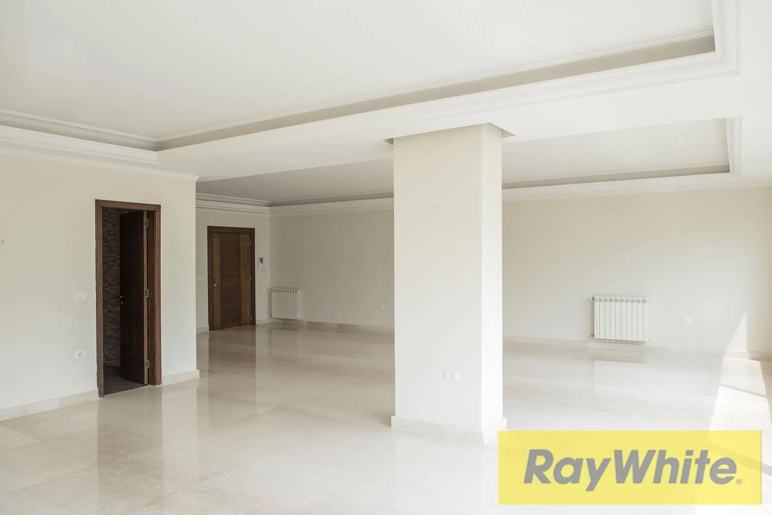 Apartment For Sale In Hazmieh – 250 Sqm — photo 3