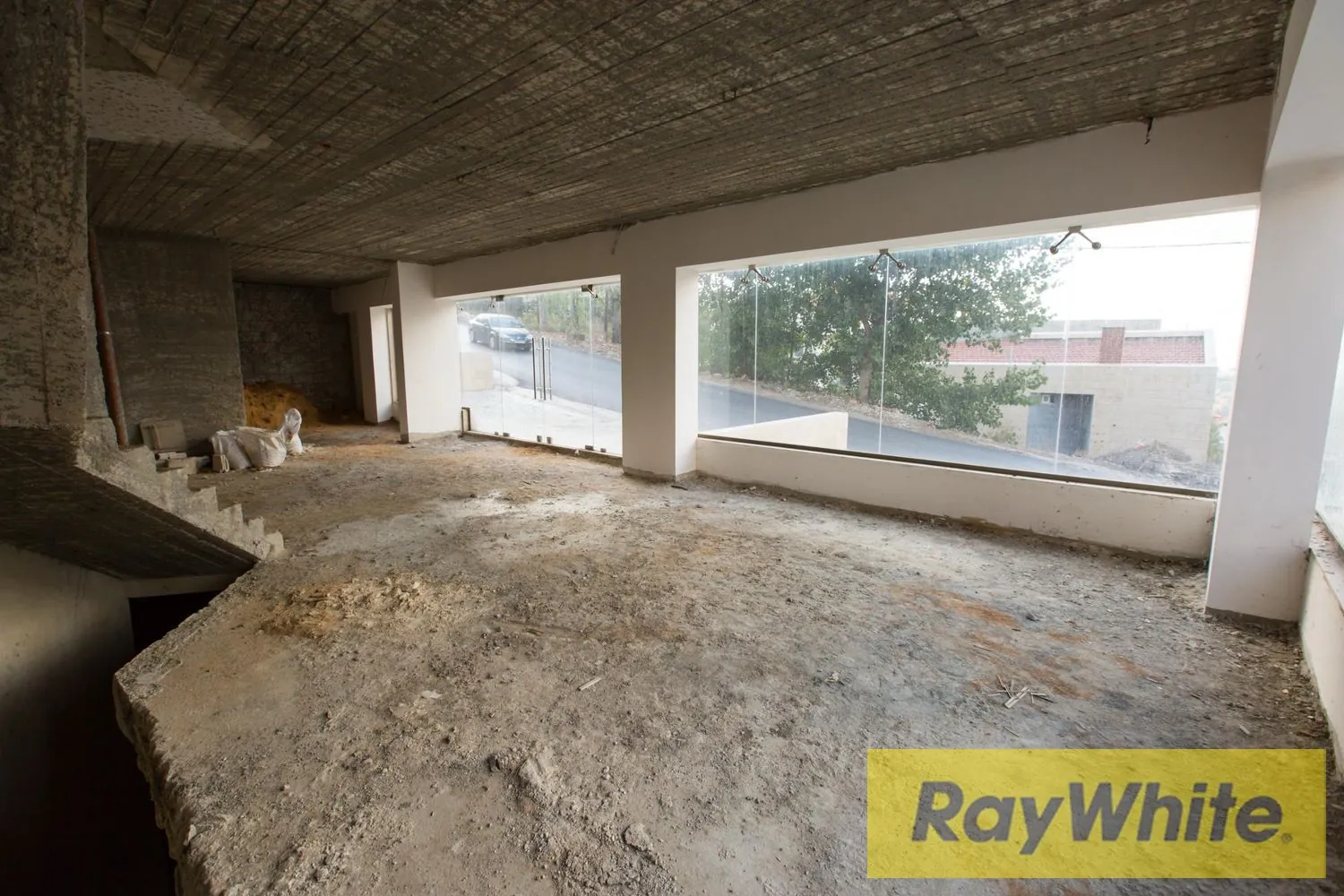 Showroom For Rent In Khenchara – 220 Sqm With Garden And Mountain View — الصورة 3