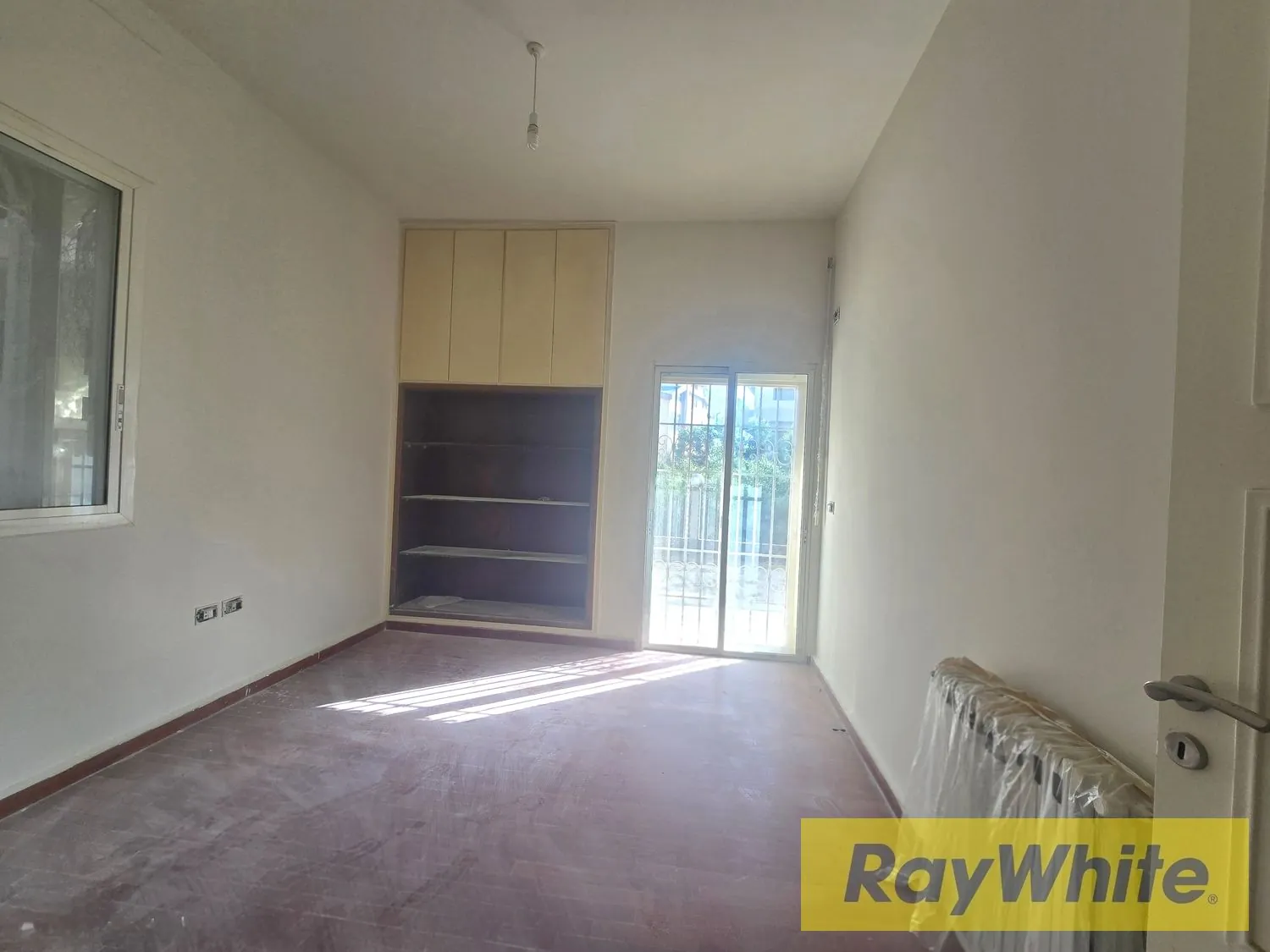 Exclusive Terrace Apartment For Sale In Mtayleb | Prime Location — photo 2