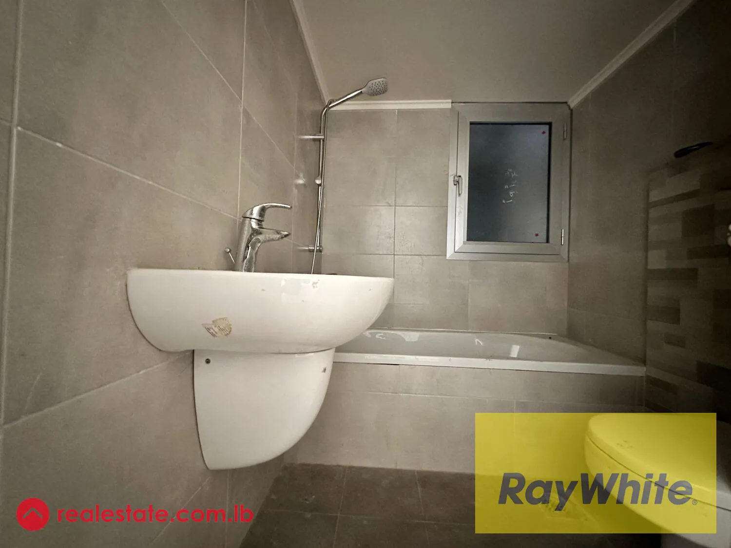 Apartment For Sale In Tallet Khayat — الصورة 5