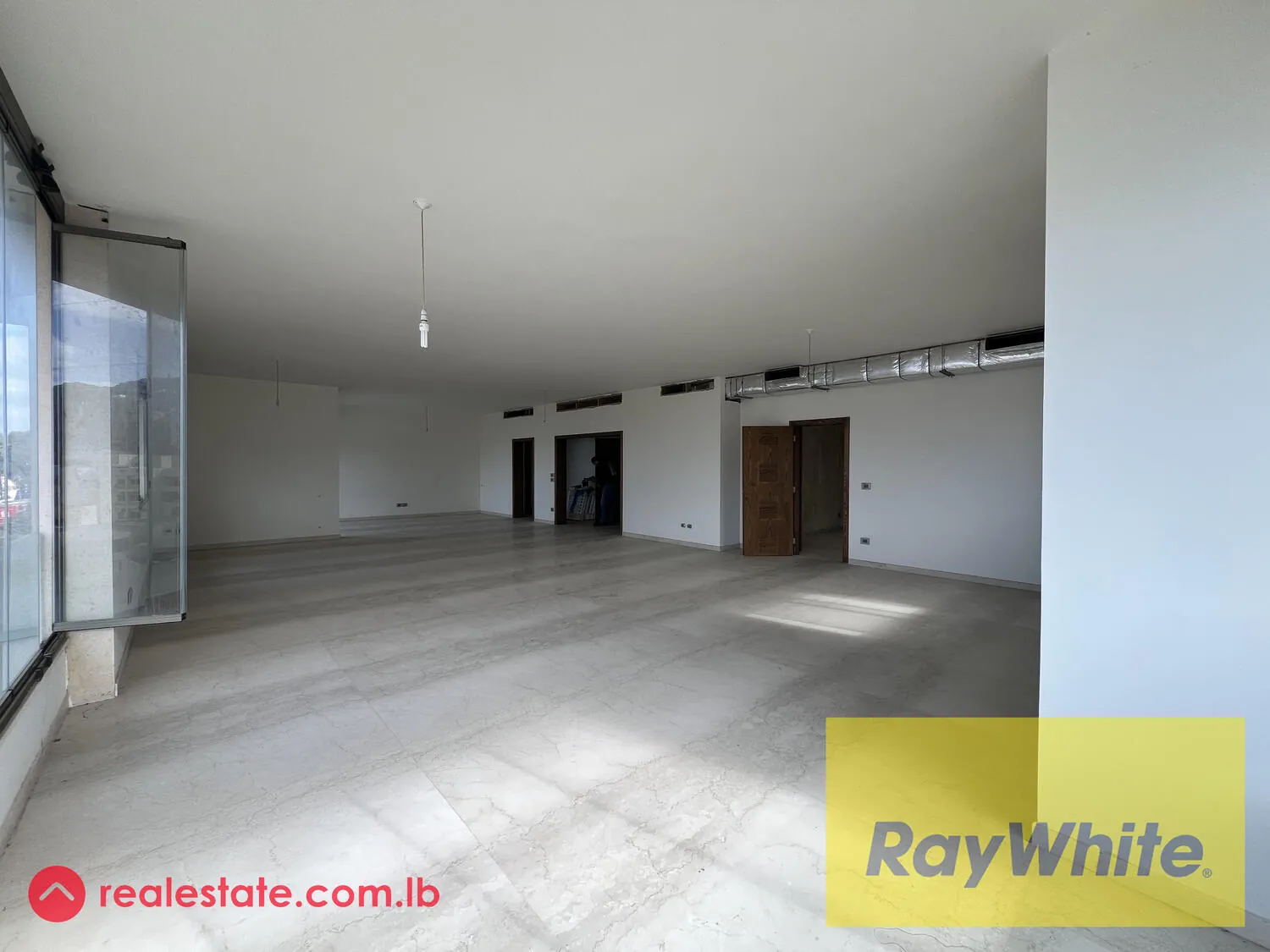 Apartment For Sale In Bsalim — الصورة 2