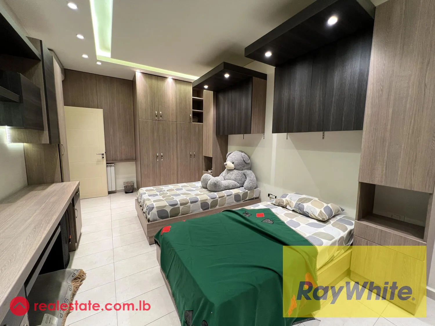 Apartment For Sale In Bsalim — الصورة 5