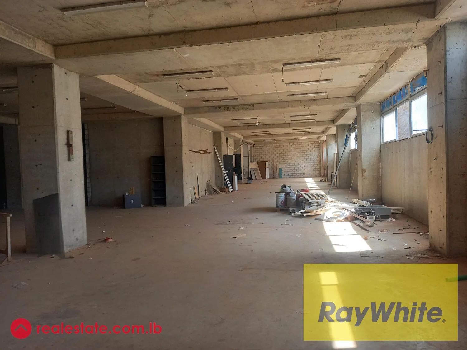 Warehouse For Rent In Roumieh — الصورة 2