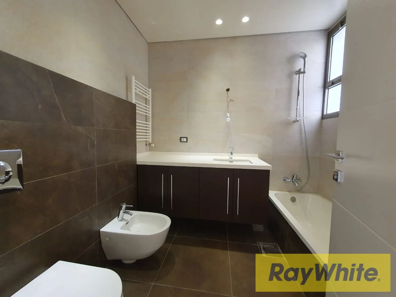 Luxurious Duplex For Sale In Yarzeh|rooftop|sea View — الصورة 3