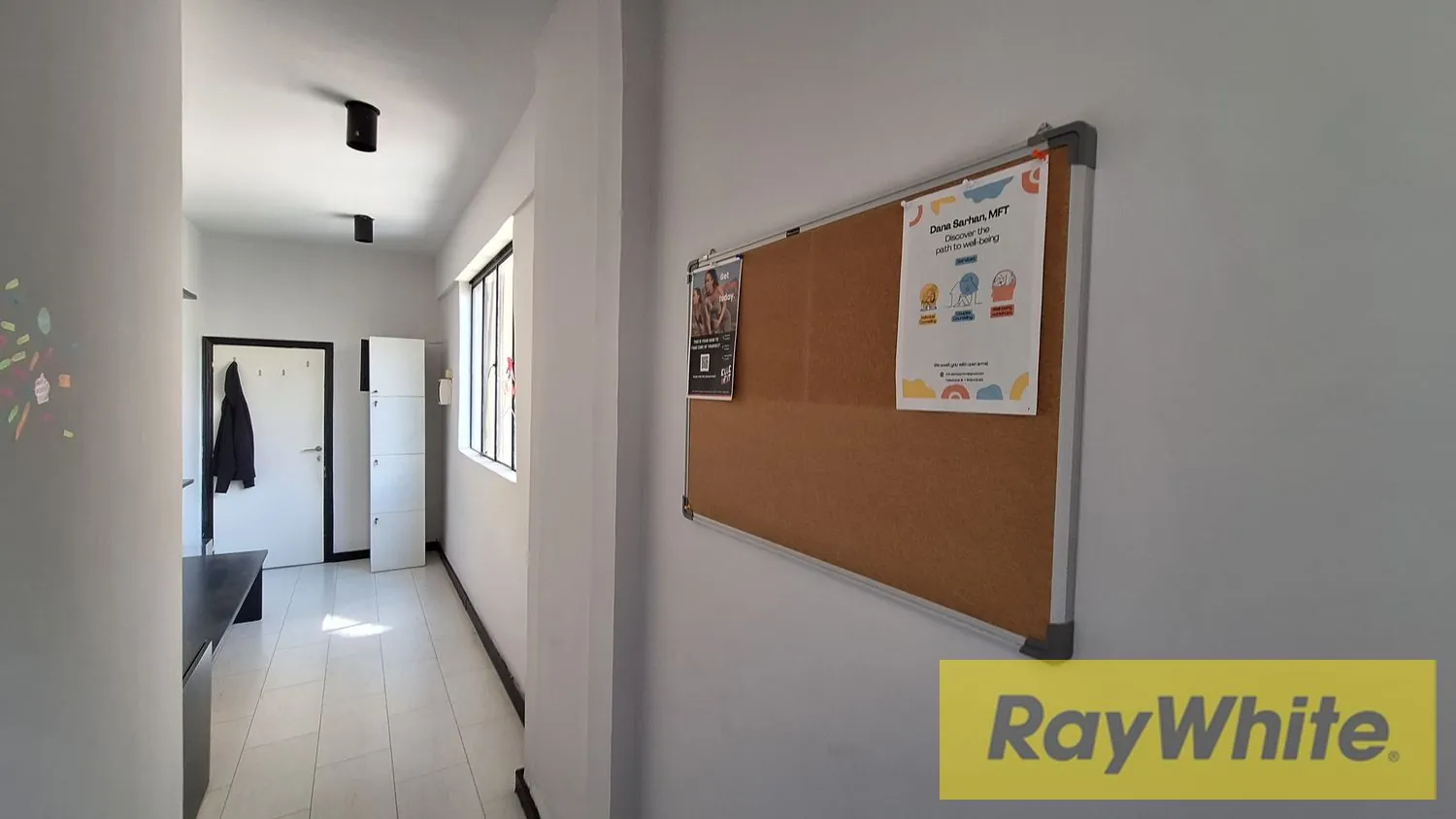 Shop For Rent In Achrafieh – Prime Commercial Space — الصورة 2