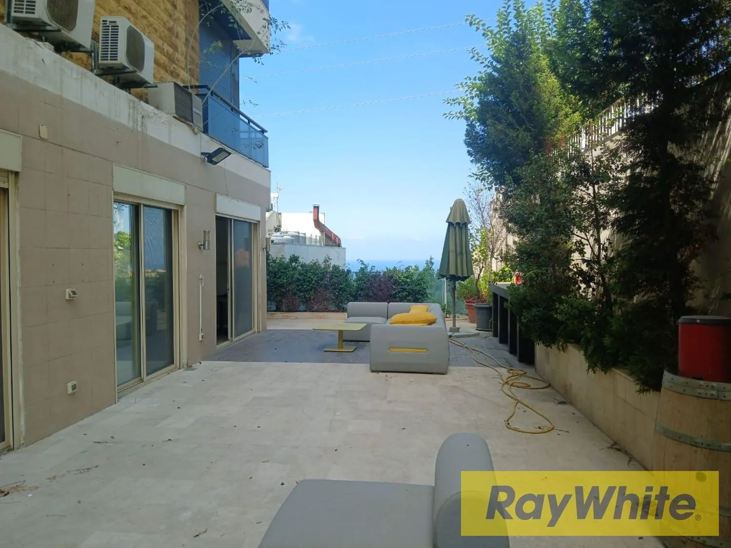 Apartment For Sale In Rabieh | Sea View — الصورة 5