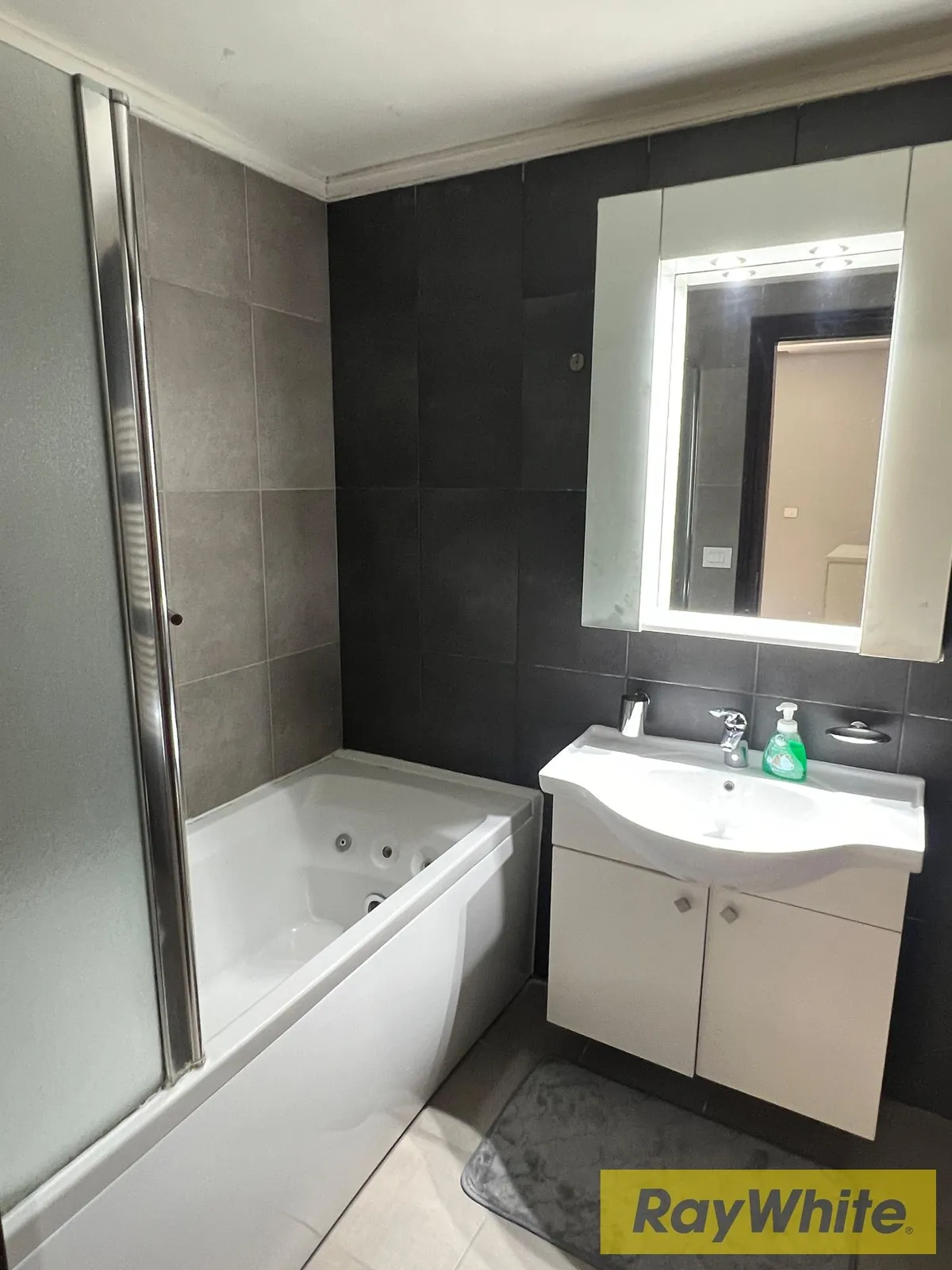Apartment For Sale In Baabda — photo 5