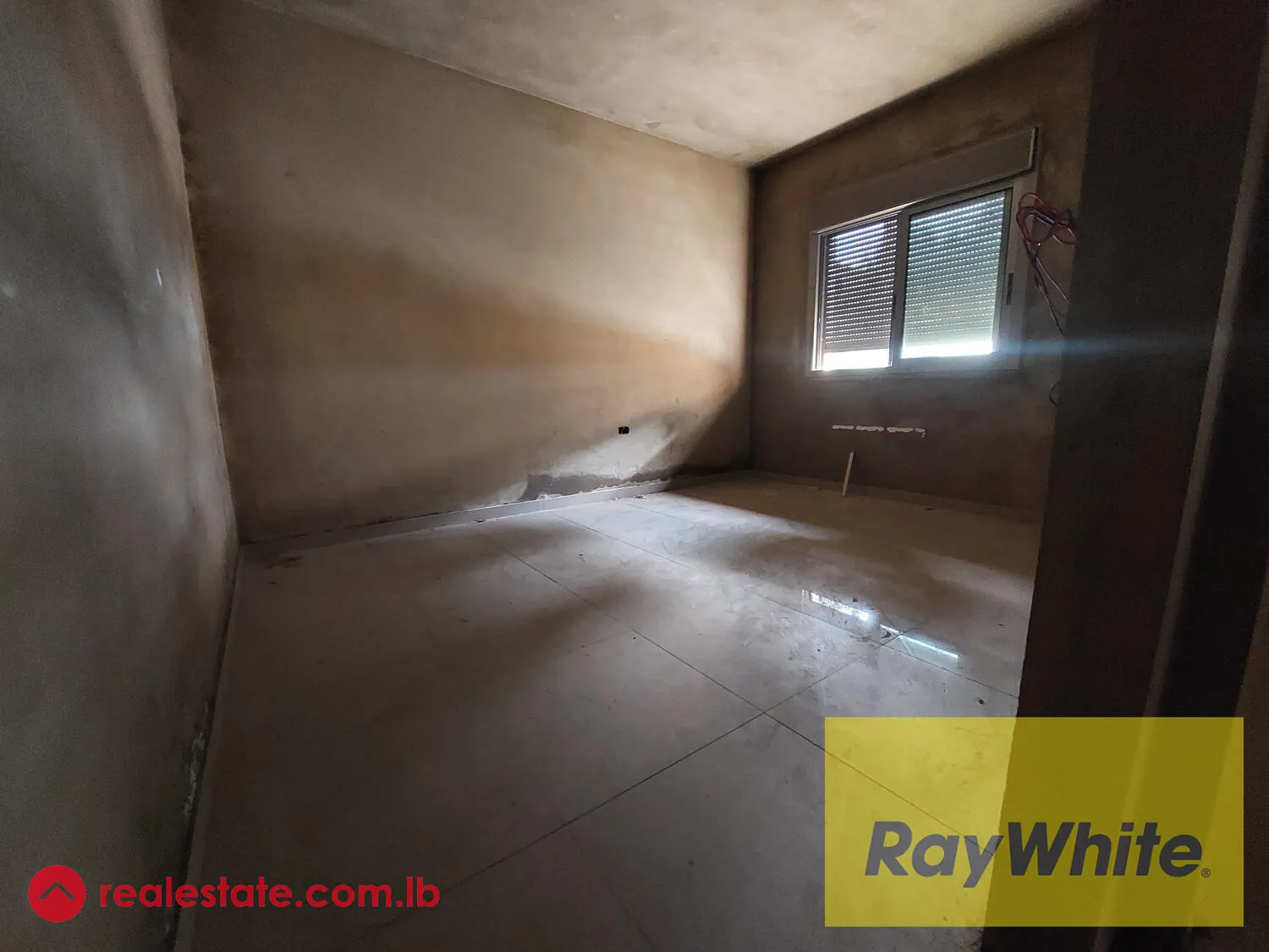 Apartment For Sale In Ain Alaq — photo 1