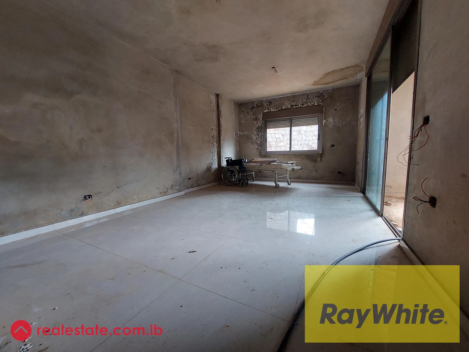 Apartment For Sale In Ain Alaq — photo 3