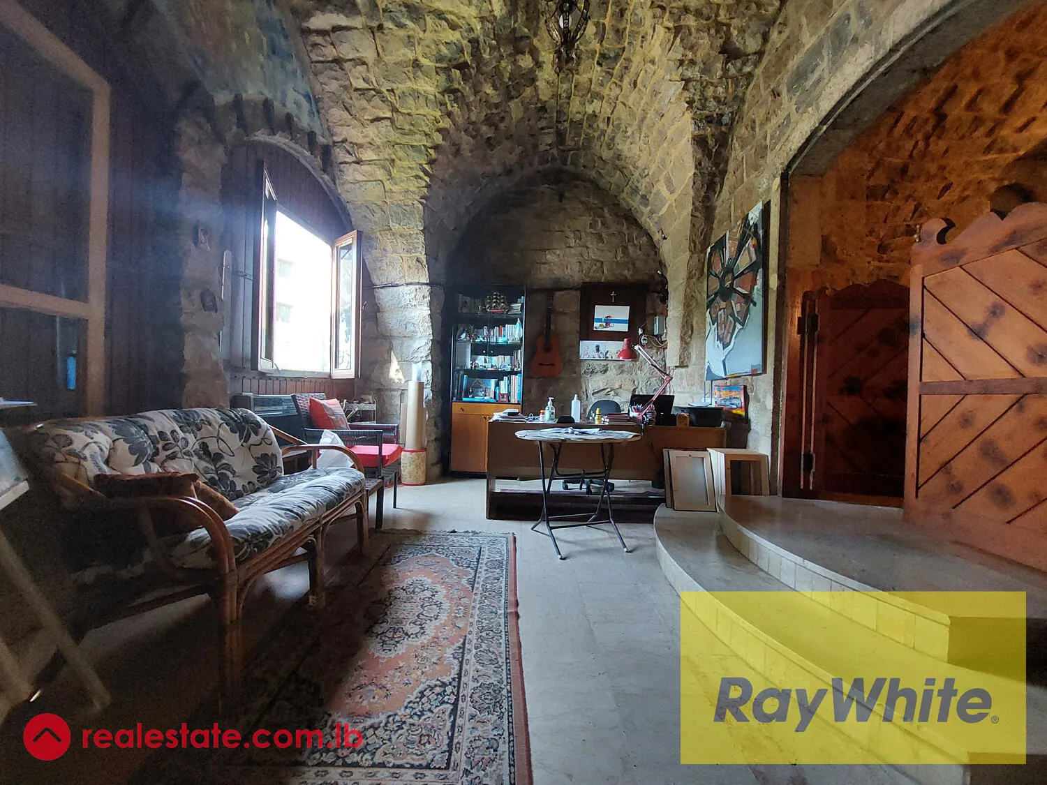 Land + House For Sale In Kornet Chehwane — الصورة 4