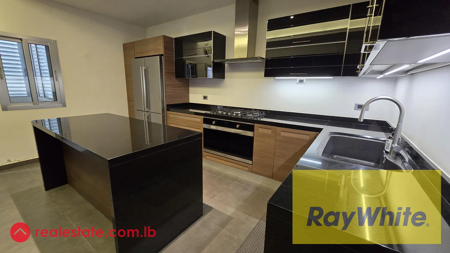 Apartment For Sale In Rabweh — الصورة 3