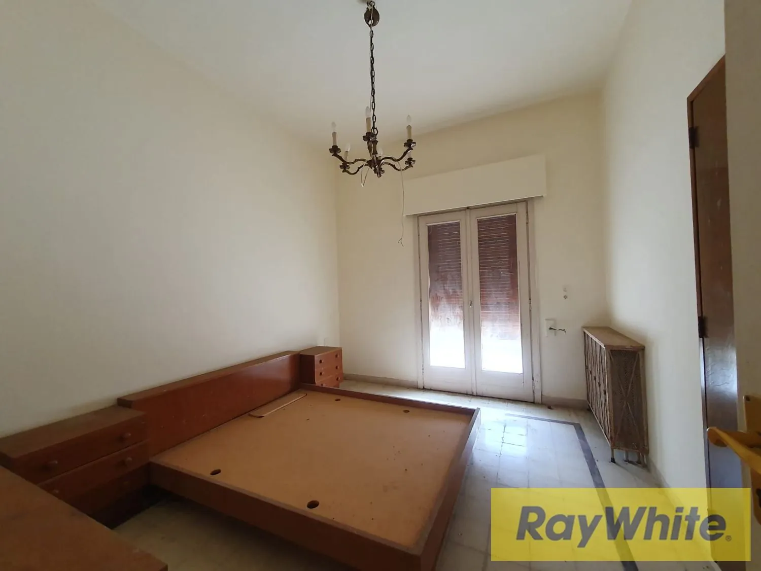 Unique Villa For Sale Heart Of Yarzeh — الصورة 3