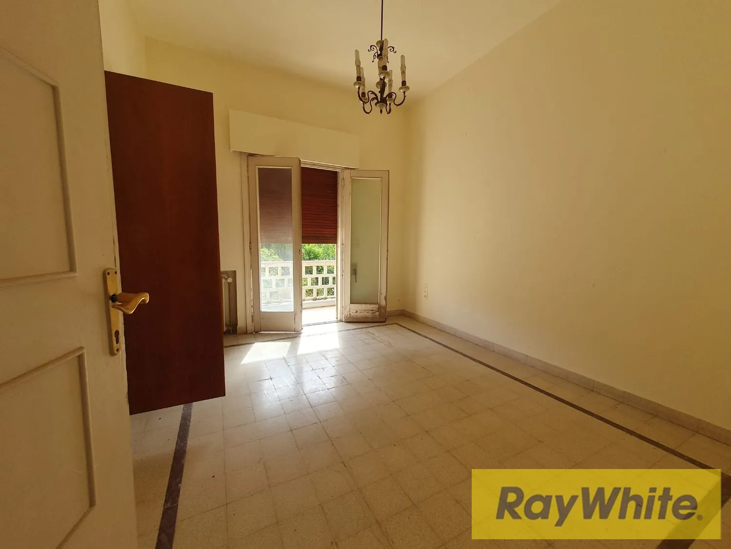 Unique Villa For Sale Heart Of Yarzeh — الصورة 4