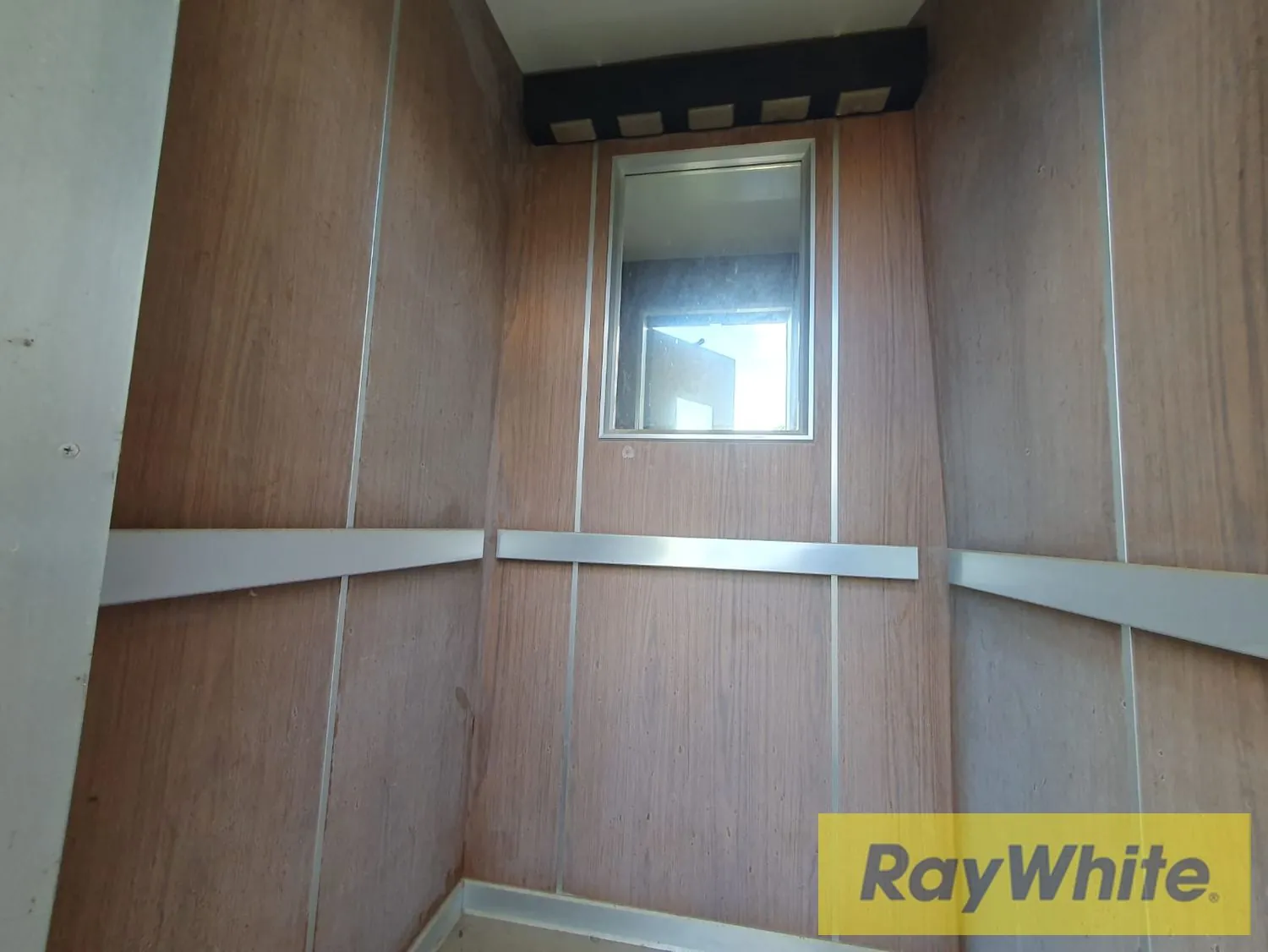 Unique Villa For Sale Heart Of Yarzeh — الصورة 5