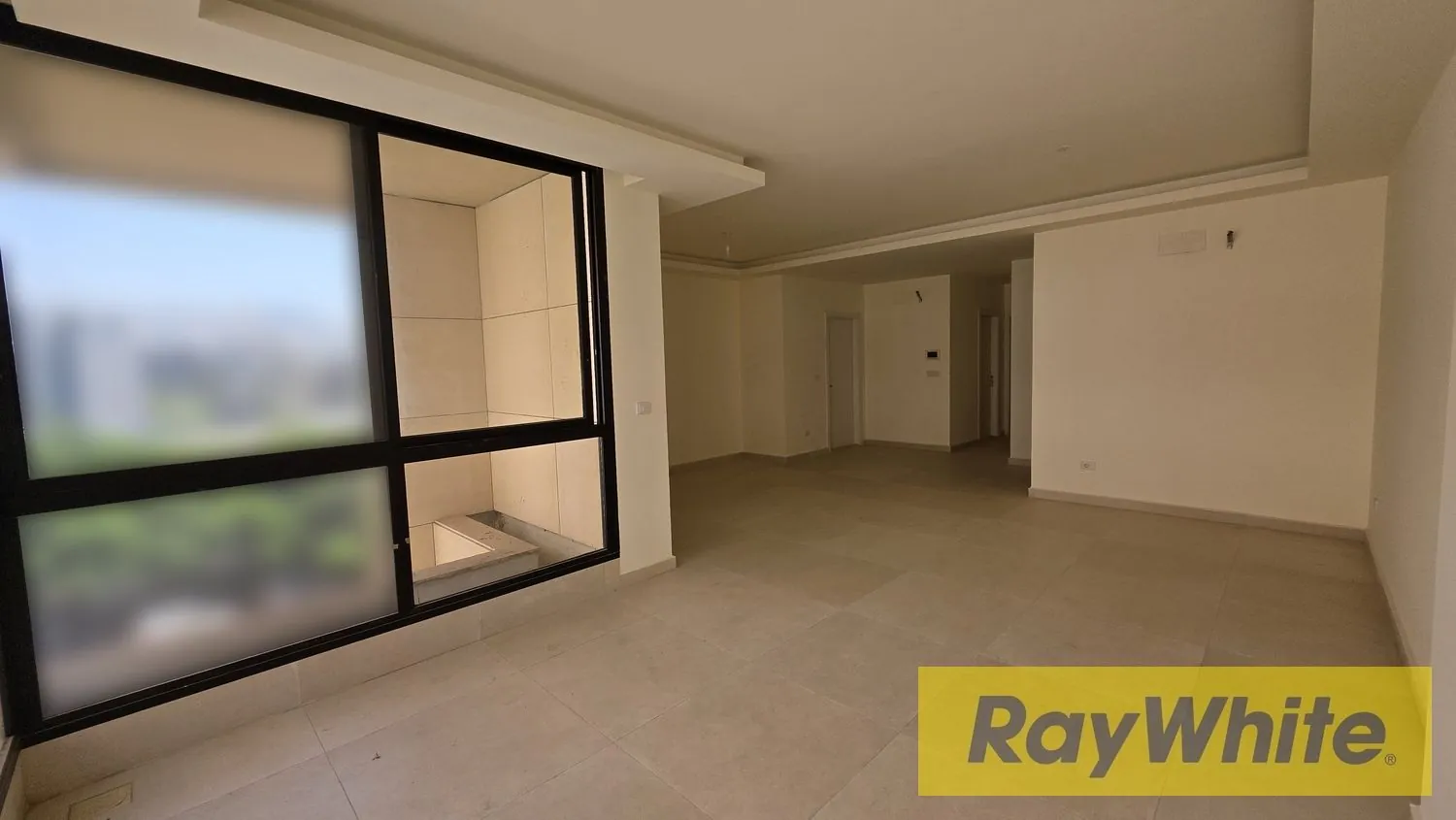 Apartment For Sale In Achrafieh — الصورة 2