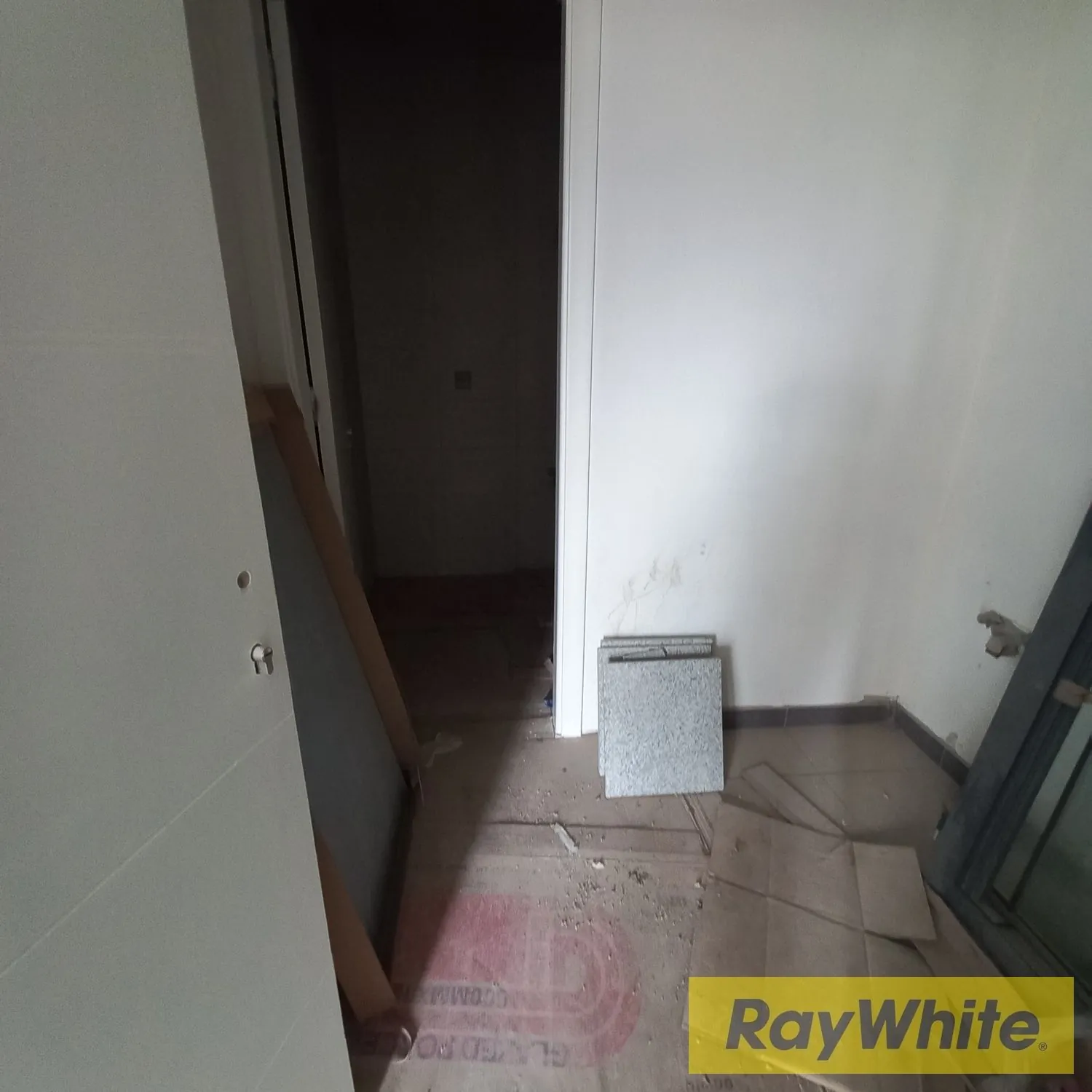 Office In Jal El Dib For Sale In Jal El Dib / New Built — الصورة 3