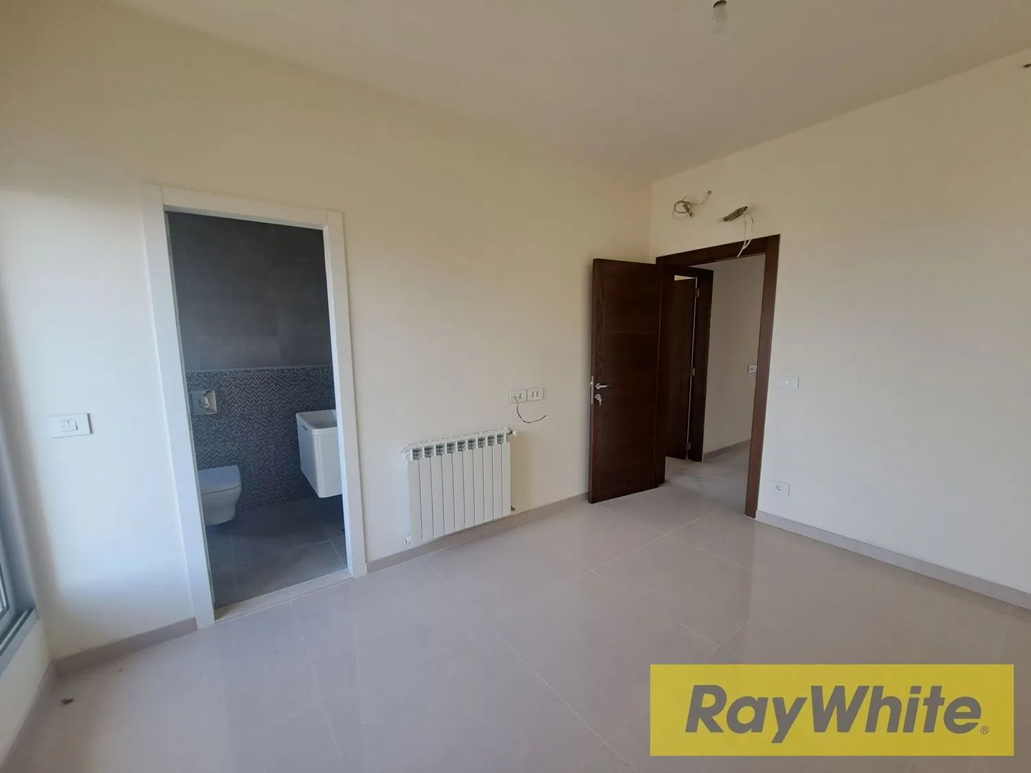 Elegant Living: 240m2 Mtayleb Apartment With 3 Bedrooms — الصورة 5
