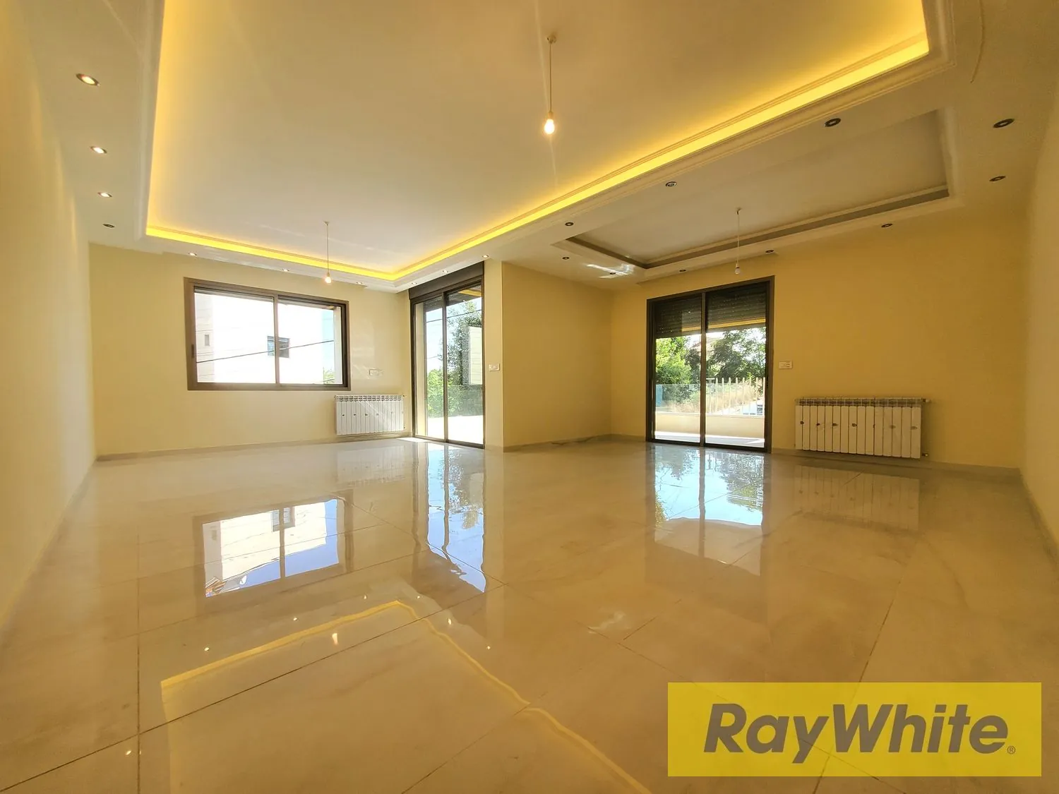 Apartment With Garden For Sale In Ain Aar