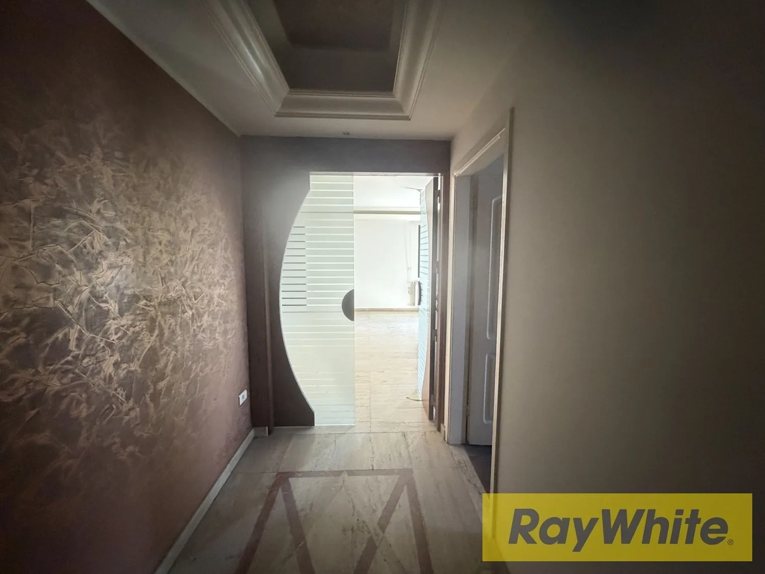 Apartment For Sale In Mazraat Yachouh — الصورة 4