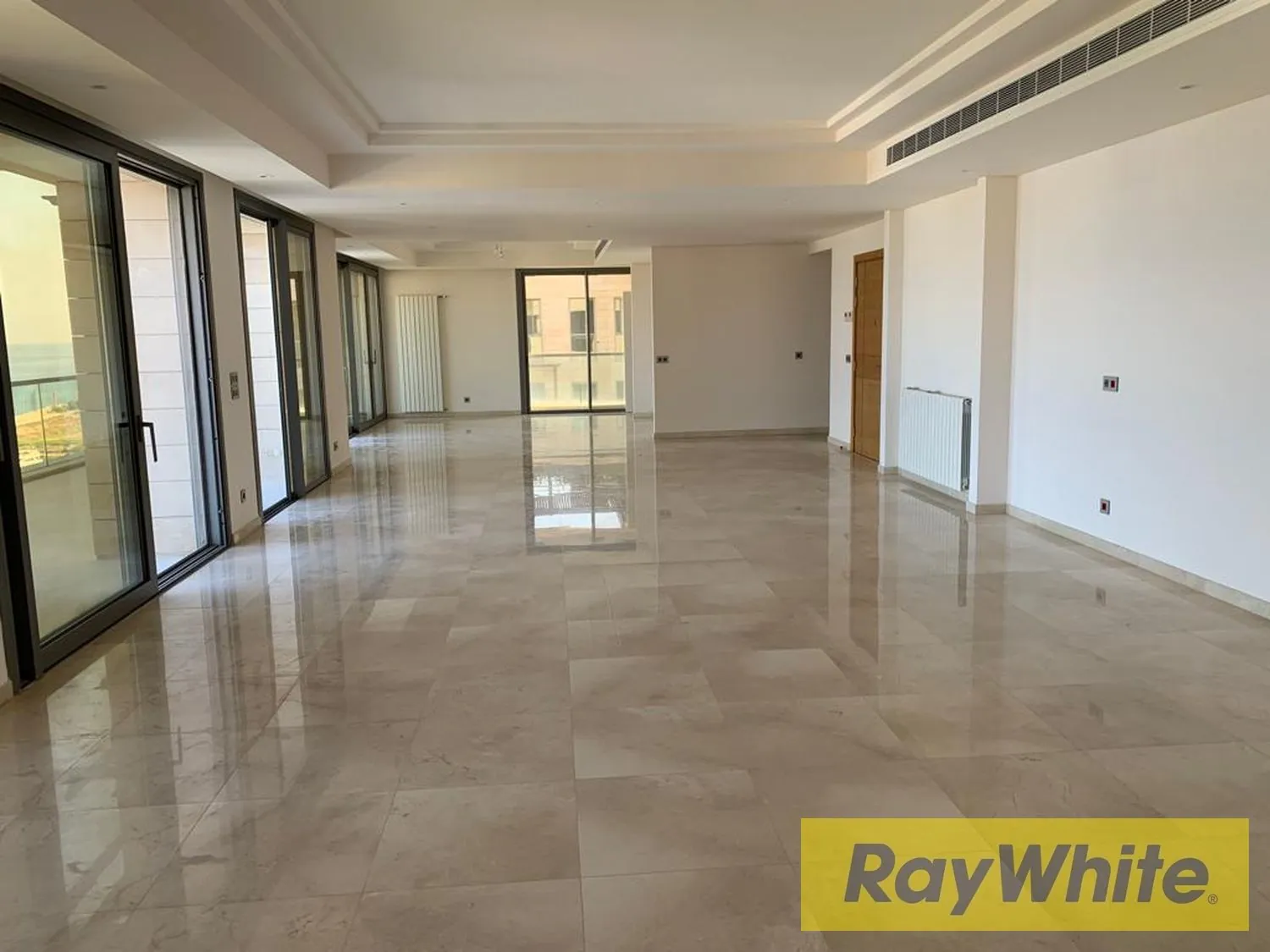 Indulgent Penthouse For Sale In Waterfront City