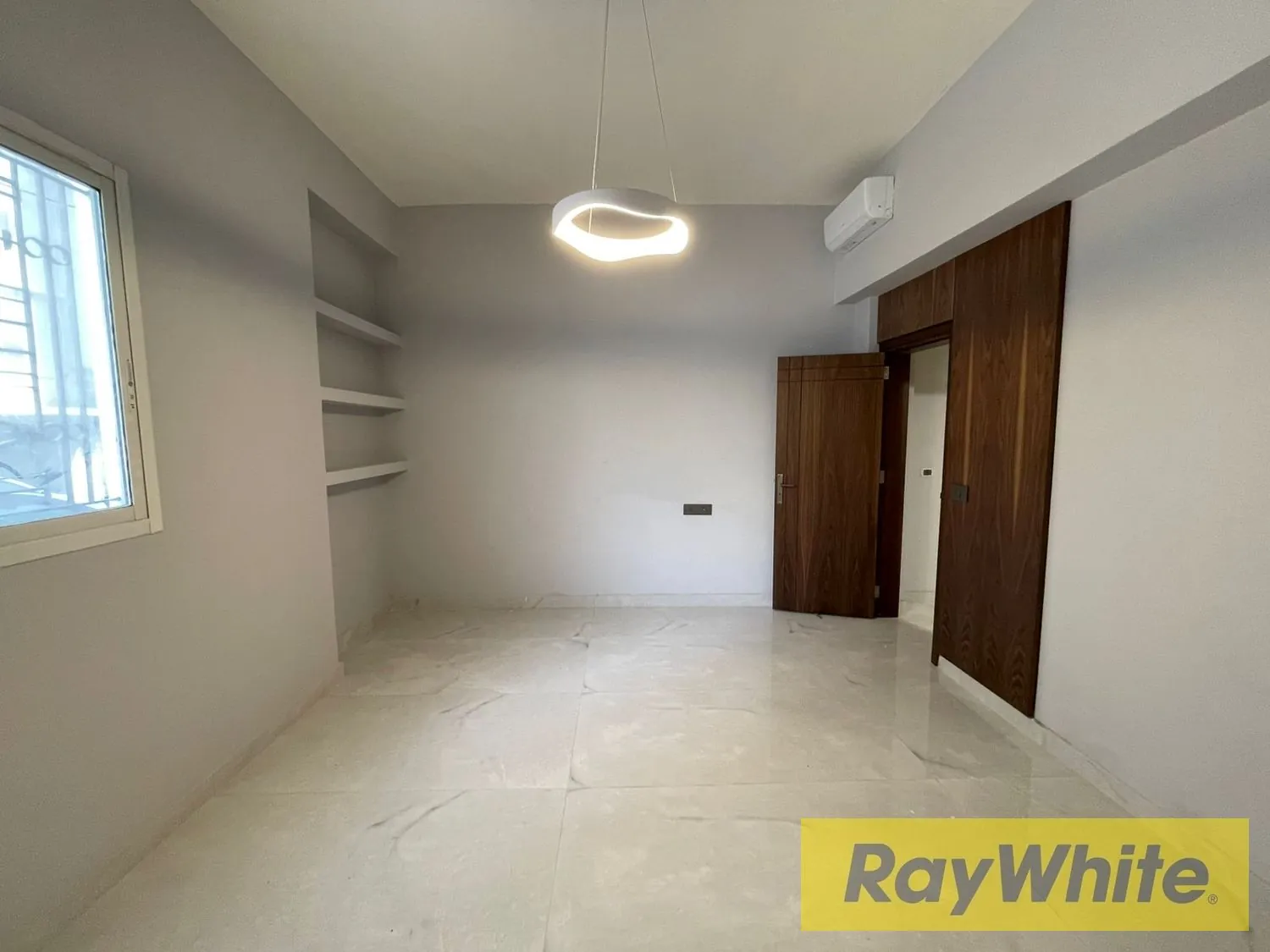 Apartment For Rent In Achrafieh Fassouh With Terrace
