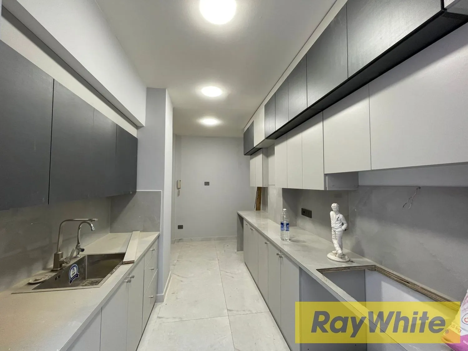 Apartment For Rent In Achrafieh Fassouh With Terrace — photo 5