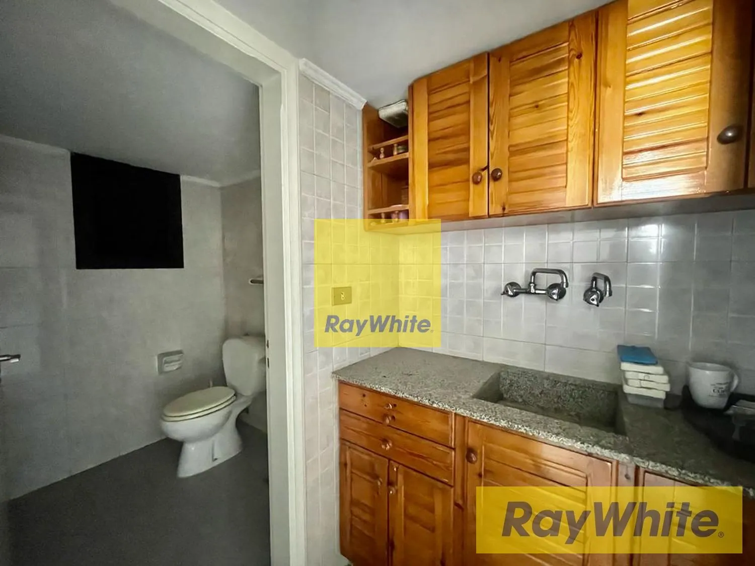 Sea View Office For Rent | Dbayeh — الصورة 3