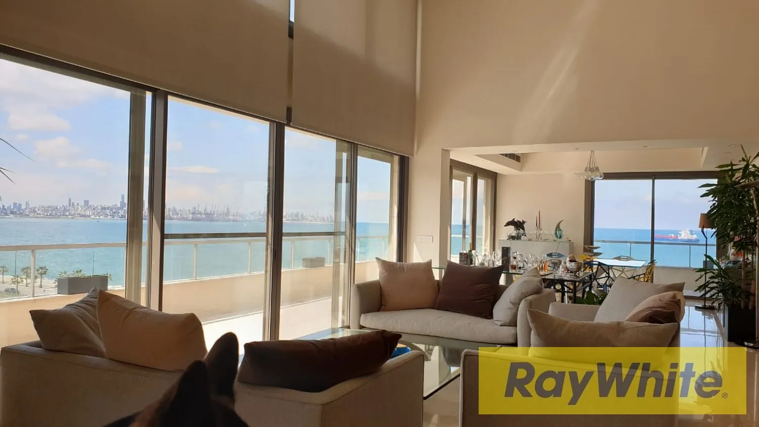 Full Panoramic Penthouse For Sale | Waterfront