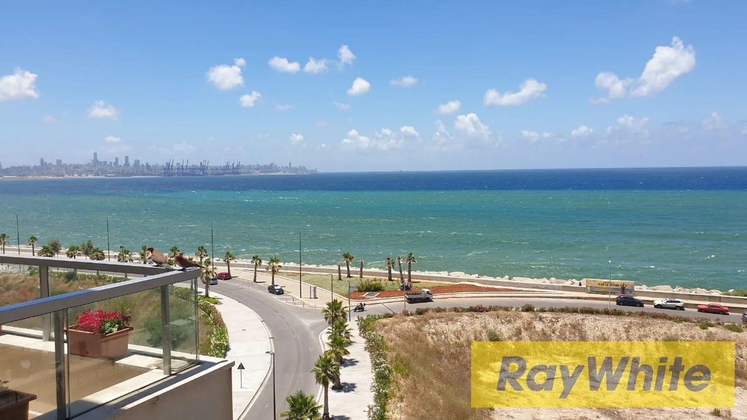 Full Panoramic Penthouse For Sale | Waterfront — photo 5