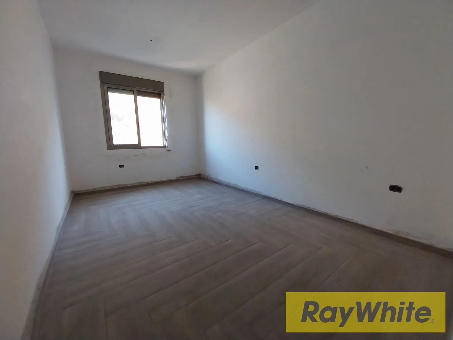 Brand-new Apartment With Roof For Sale In Zalka — الصورة 3