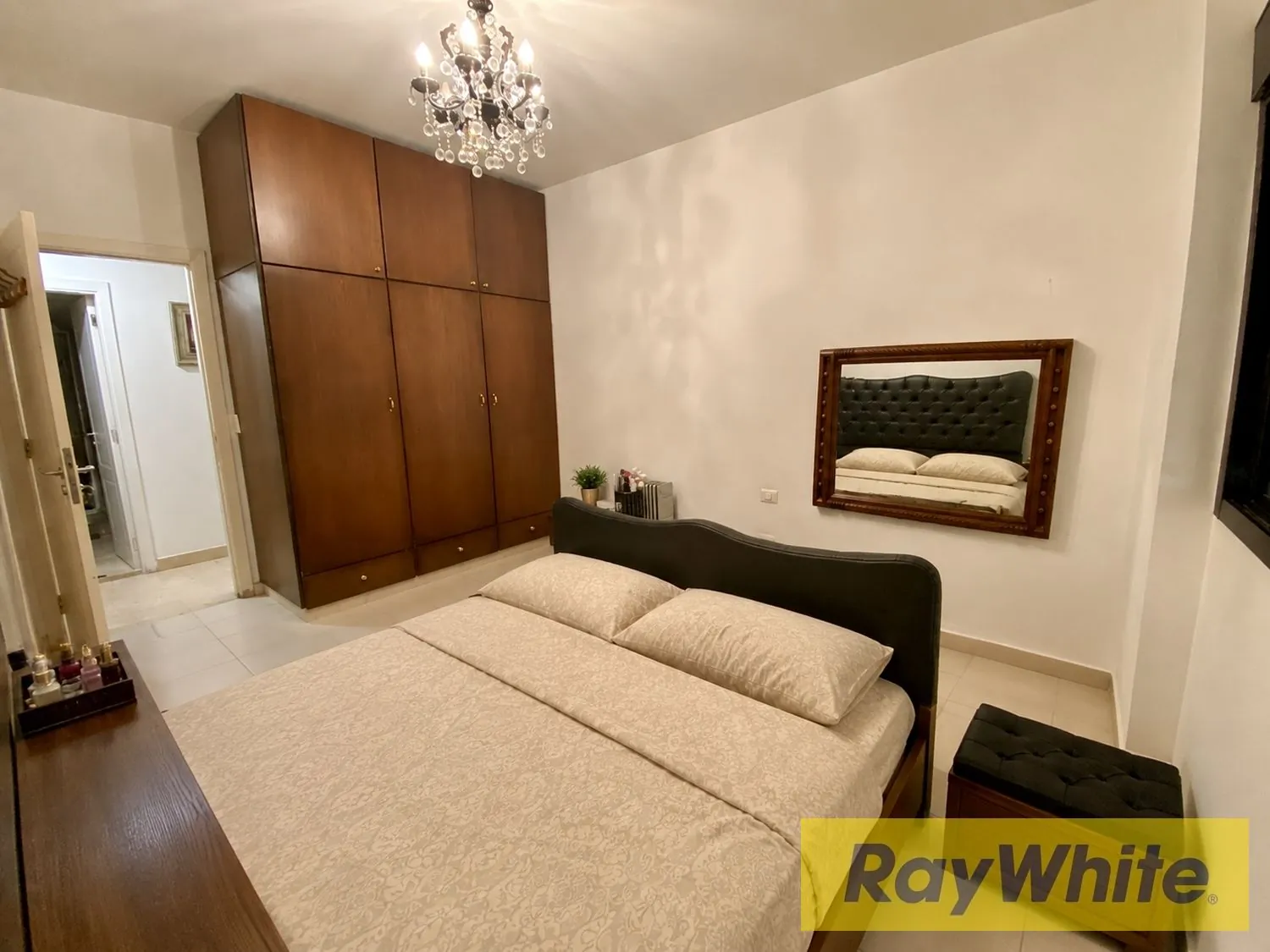 Furnished Apartment For Rent In Jdeideh | 250 Sqm | Spacious Layout With Terrace — photo 4