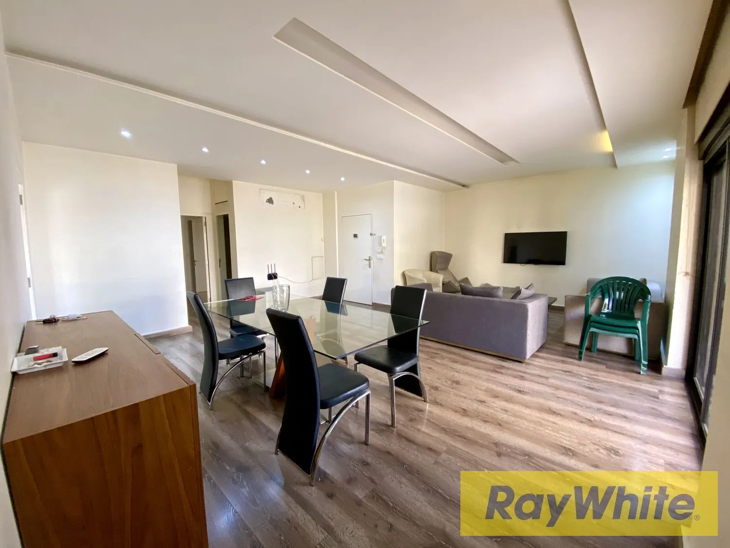 Furnished Apartment For Rent In Jdeideh | 180 Sqm | Modern Living — الصورة 2