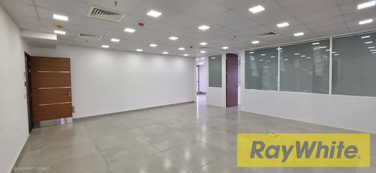 Office For Rent In Achrafieh | 204 Sqm | Prime Commercial Space — الصورة 1
